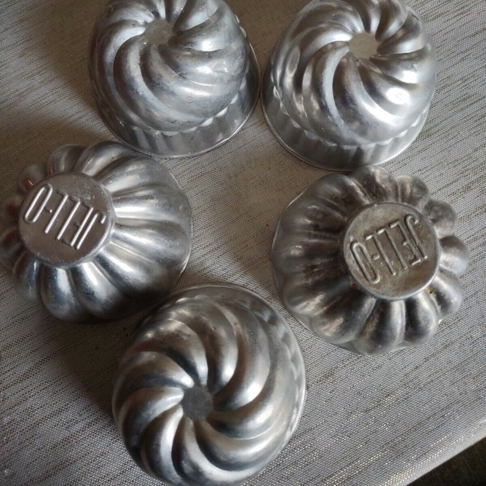 Swirled Aluminum Jello Molds Lot Of 5